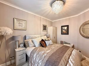 Photo 14- click for photo gallery